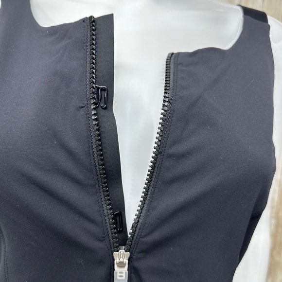 Outdoor Voices Powerhouse Dress in Black [4] - Picture 4 of 11